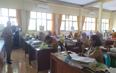 Rapat Pleno Kelulusan di SMA Negeri 1 Tunjungan